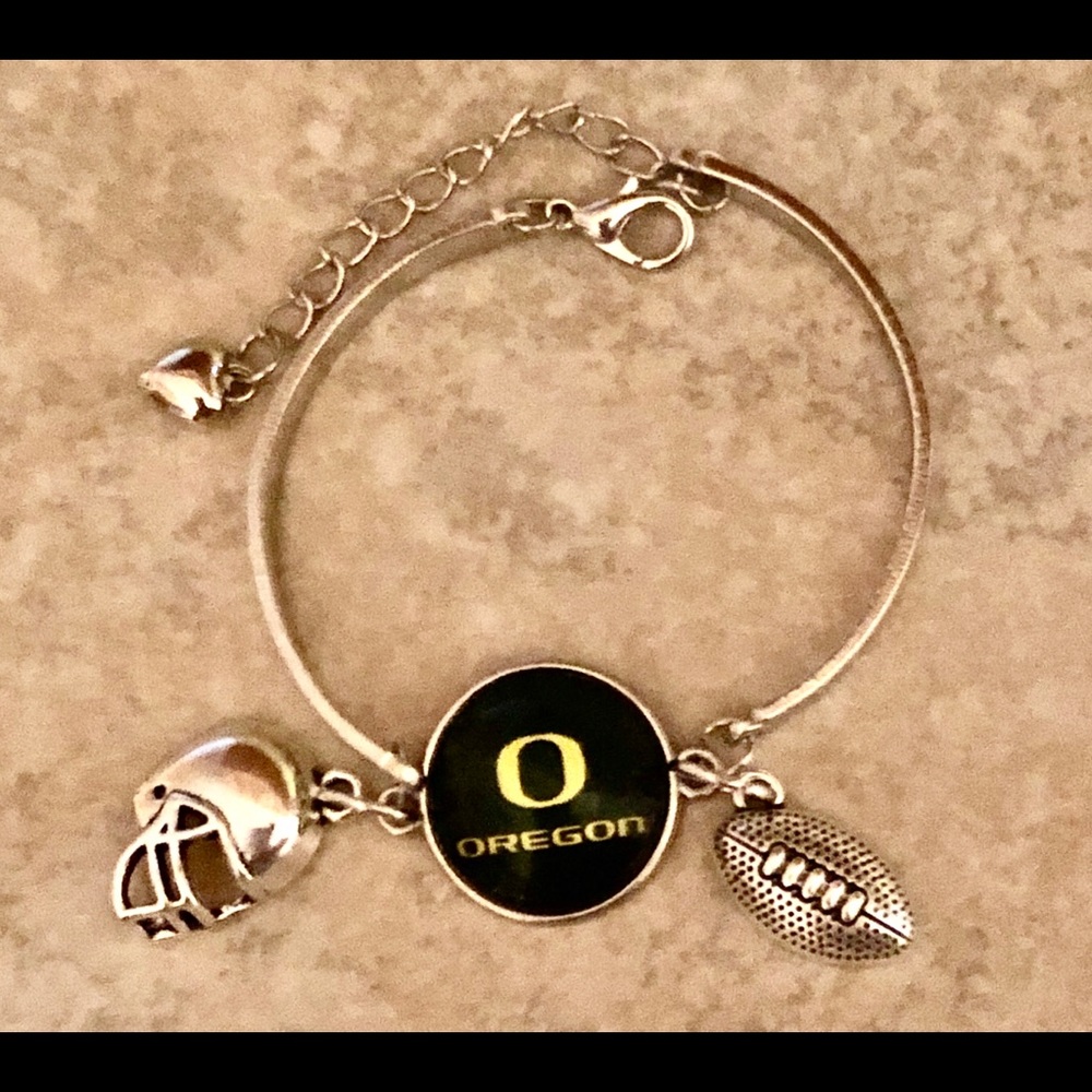 Beautiful Oregon Ducks Charm Bracelets